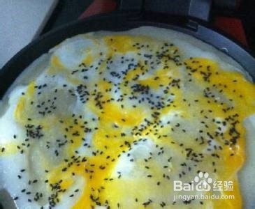 如何在家中制作简易的鸡蛋软饼