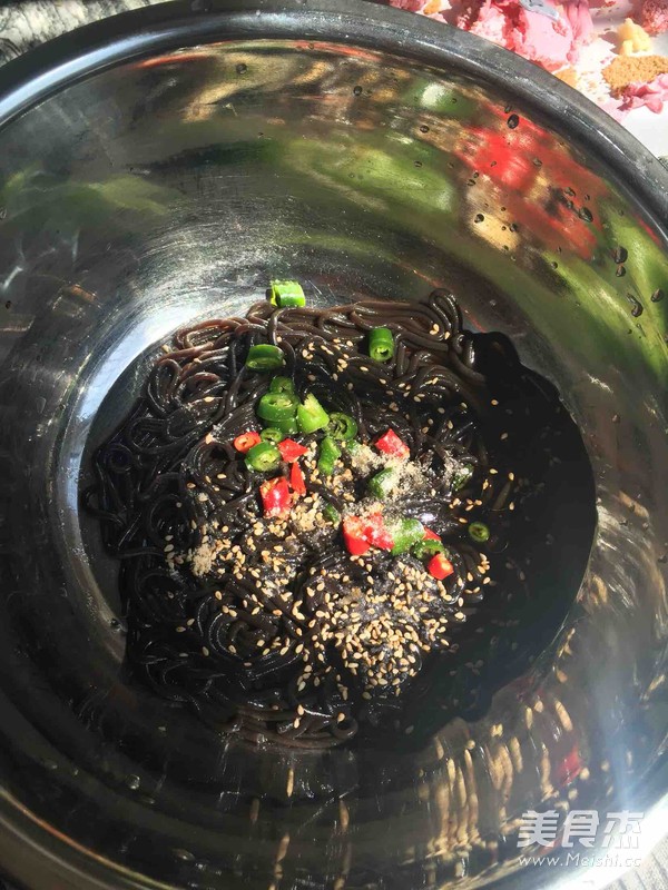 酸辣厥根粉的做法