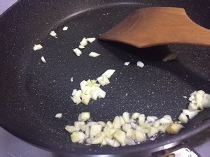 教你怎么做蚝油茼蒿