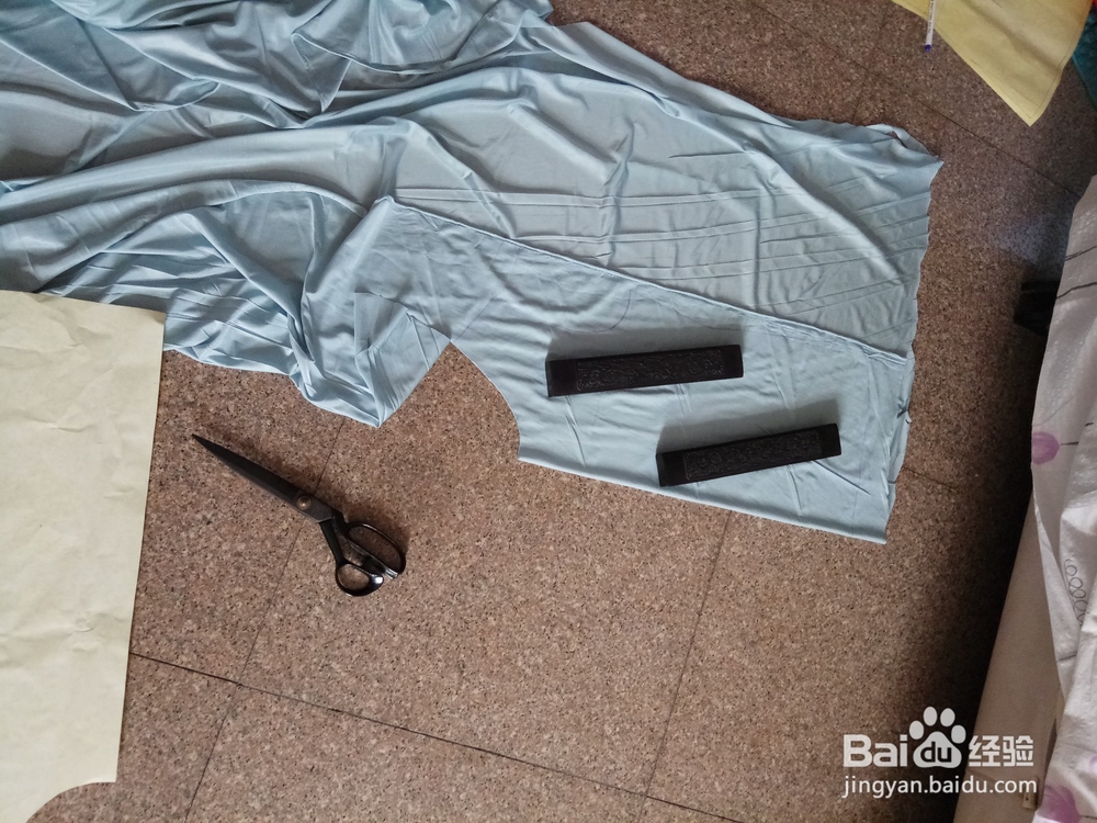 家用缝纫机遇到特别滑的面料跳针怎么办？