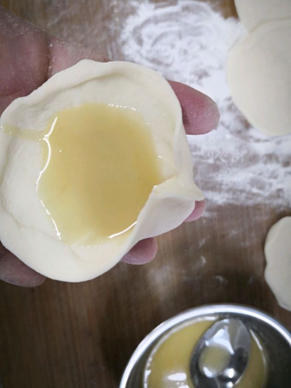 小巧精致口袋饼