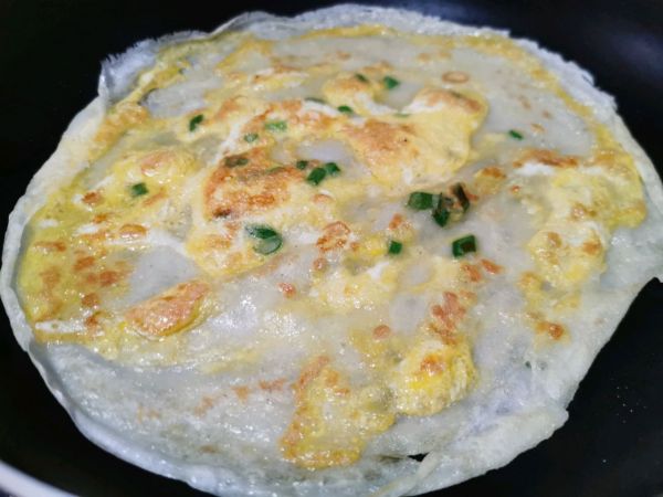 营养早餐鸡蛋葱油煎饼