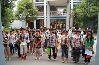 大一刚进入大学游园的时候该注意哪些问题？