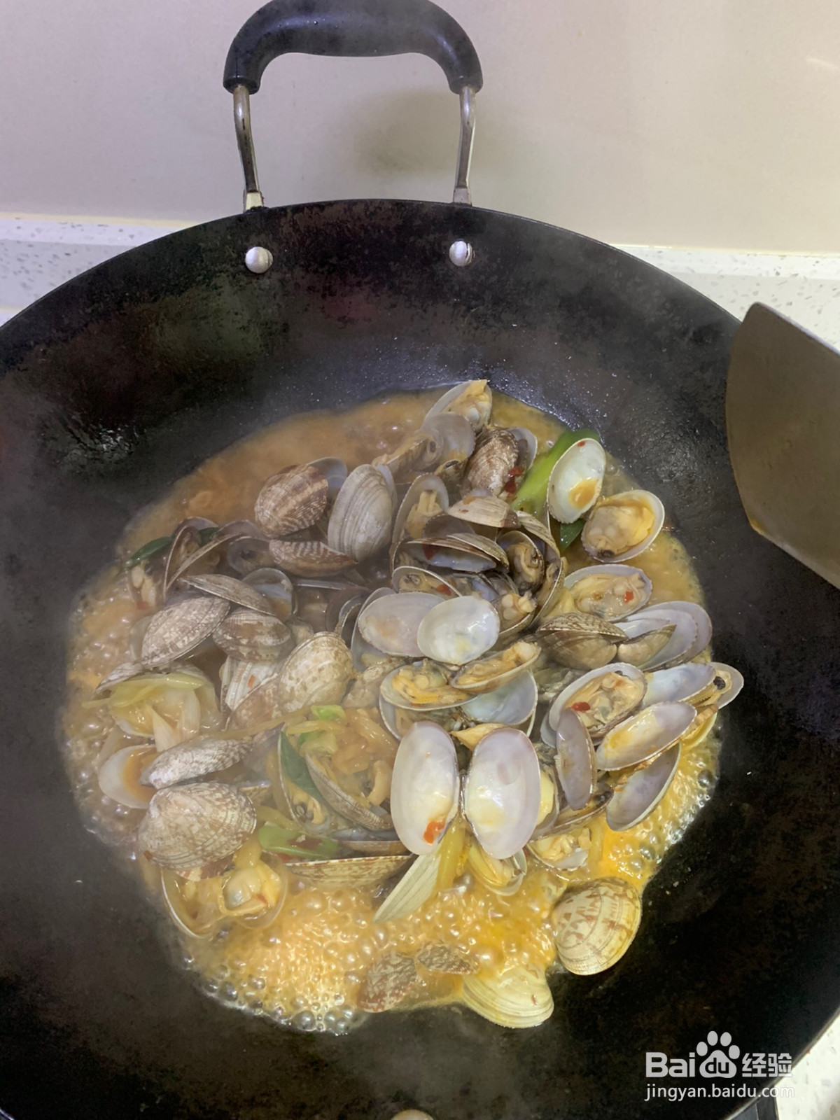 爆潮花蛤的做法