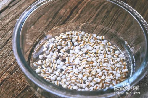 紫薯薏米银耳粥