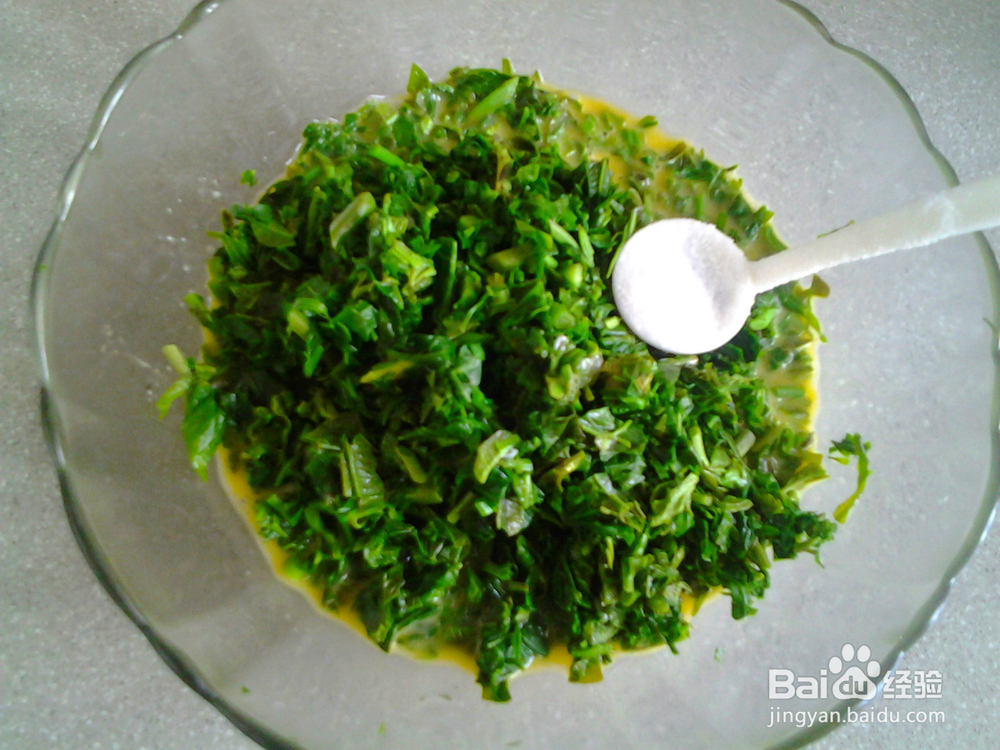 香椿炒鸡蛋的做法