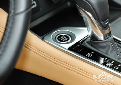 轩逸雨刷器怎么立起来