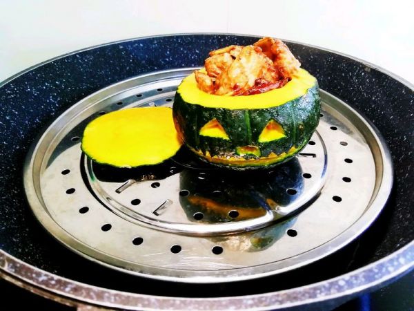 酱香排骨南瓜盅