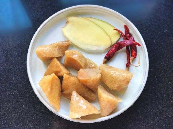 梅干菜粽子烧排骨