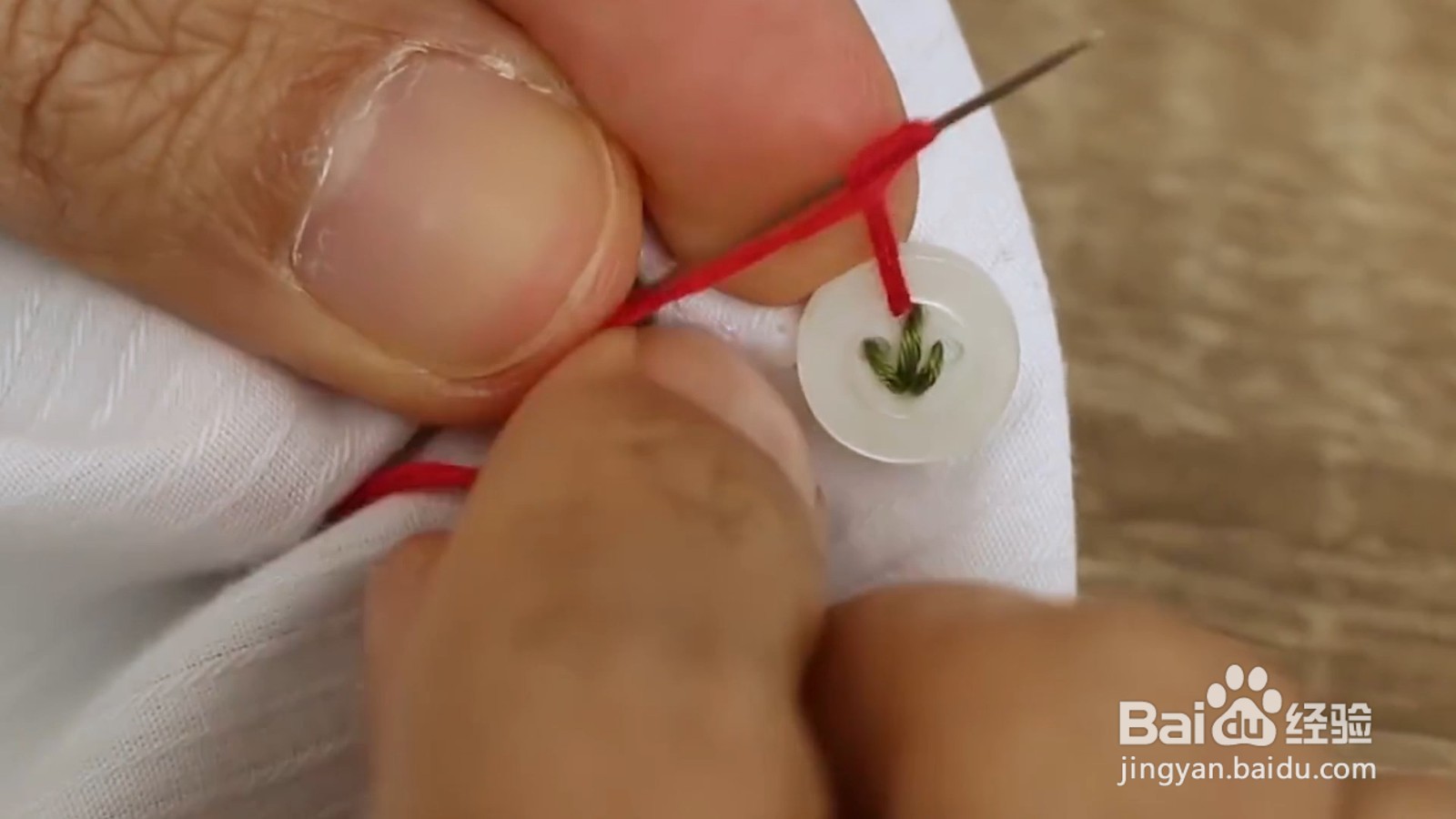 一招教你小花扣怎么绣