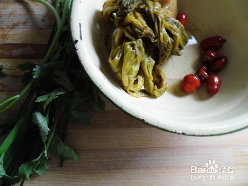 餐宴上解酒开胃的美食----酸菜面块