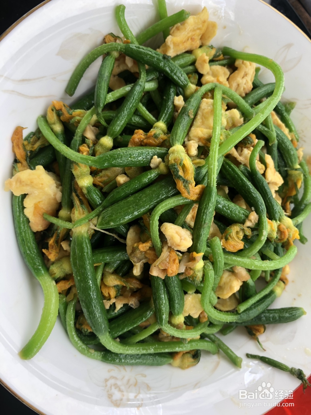 如何做一款好吃的黄瓜花鸡蛋