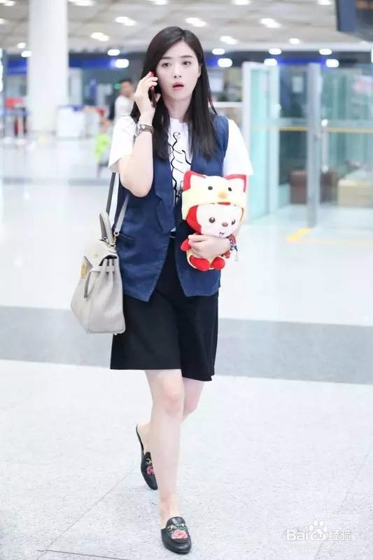 看奚梦瑶、蒋欣爱搭男生大短裤，值得学习！