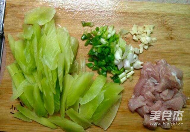 青笋木耳炒肉片