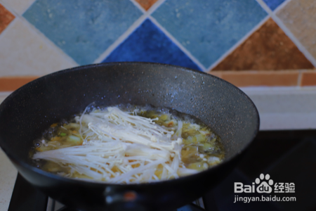 酸汤金针肥牛的美味吃法