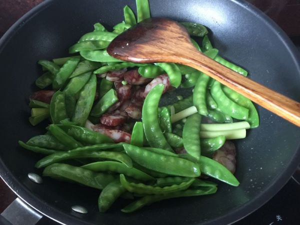香炒腊味荷兰豆