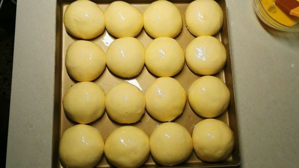 奶香脆底小面包