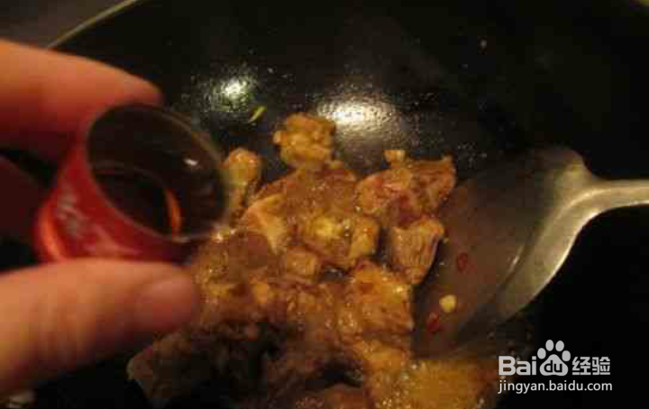 制作美味诱人的香辣排骨