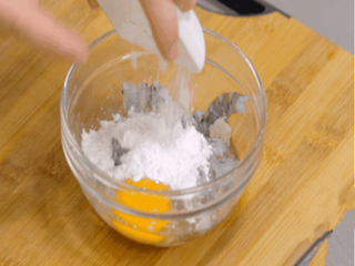 鲜果佐芥末虾仁怎么做？