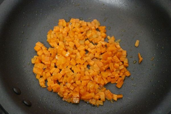 金枪鱼藜麦饭团