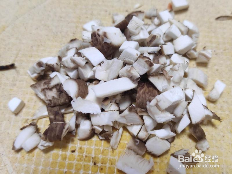 软塌塌白菜香菇猪肉蒸饺的做法