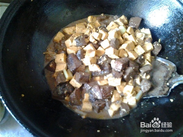 鸭血炖豆腐——补血菜肴