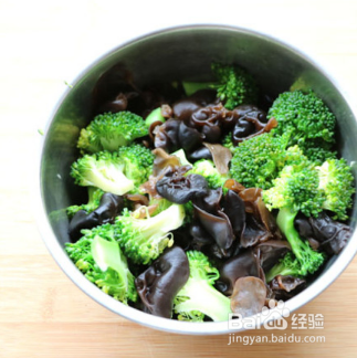 凉拌木耳西兰花