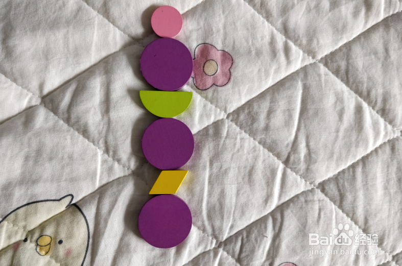 用几何形状怎么拼冰糖葫芦串?