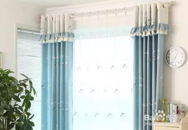 卧室窗帘如何选择搭配更美观呢?