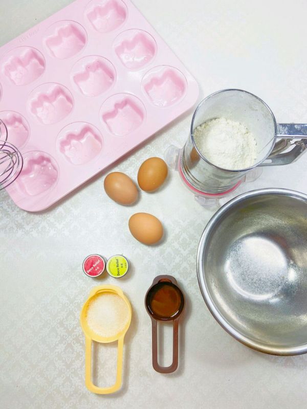 凯蒂猫海绵蛋糕