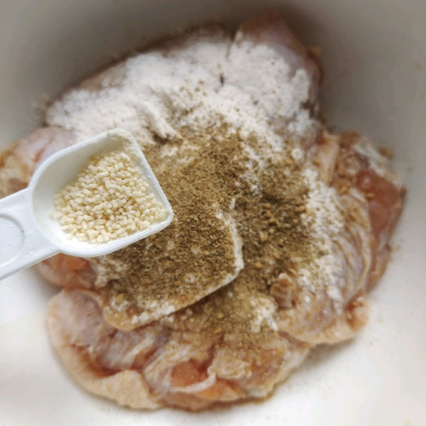 外酥里嫩椒盐鸡翅