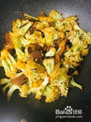 花菜炒腊肉的做法