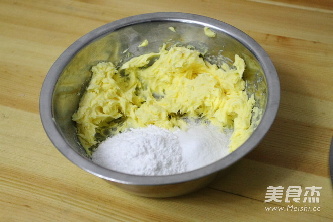 全麦黑芝麻饼干