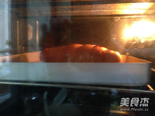 奥尔良鸡腿包饭