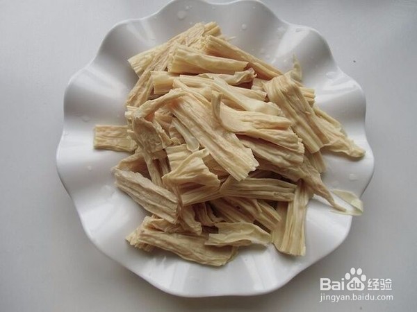 家常韭菜炒腐竹