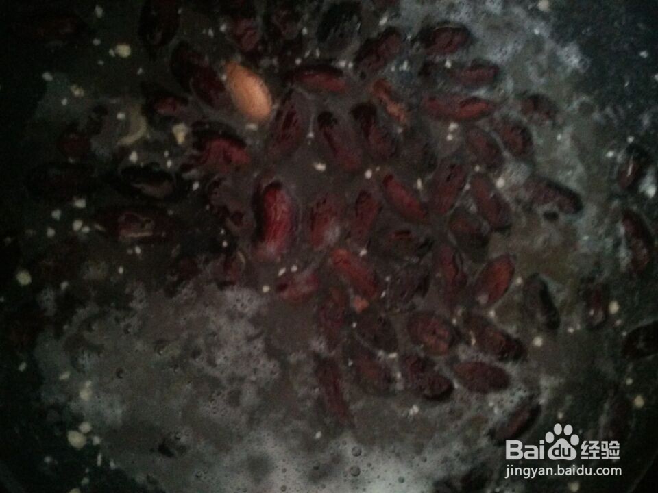 黑花生香糯玉米养生粥怎么做