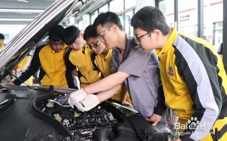 初中生毕业学汽修好吗