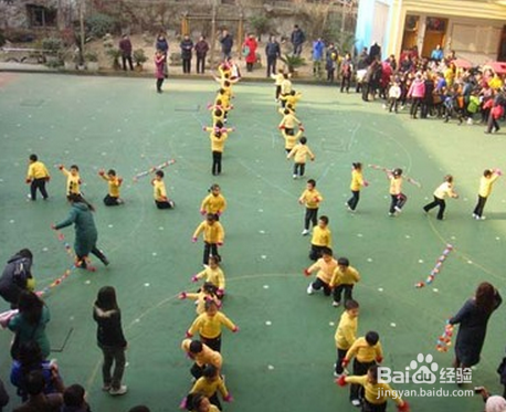 如何组织班级参加学校的体操比赛