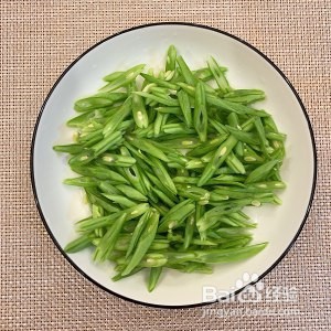 家常下饭菜四季豆炒肉的做法
