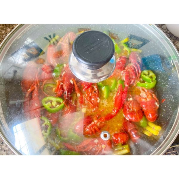 蒜香麻辣小龙虾