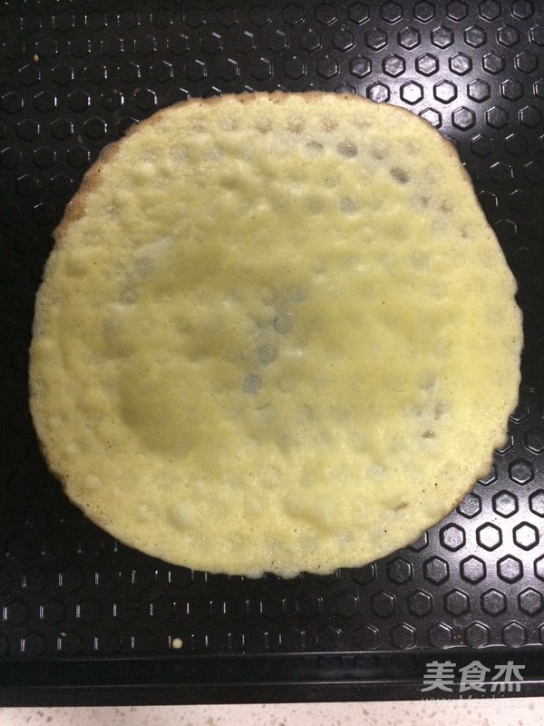 烟熏三文鱼卷饼