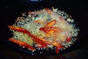 美味花甲丝瓜汤