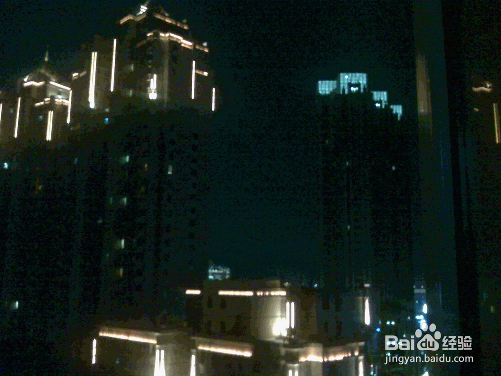 老年人怎样在节日中抓拍夜景