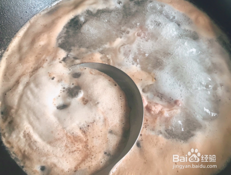 家庭自制白萝卜炖骨头汤