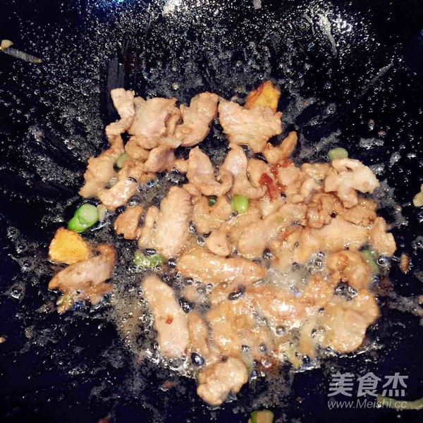 豆芽炒肉丝的做法