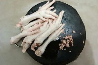 网红美食——酸辣柠檬鸡爪