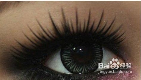 6步教你打造狂野烟熏眼