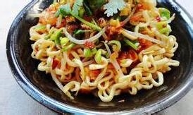 简单省事易学的-豆芽拌面