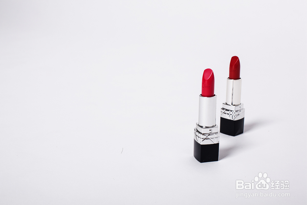 Dior烈艳蓝金唇膏 分分钟打造高订式的明星范
