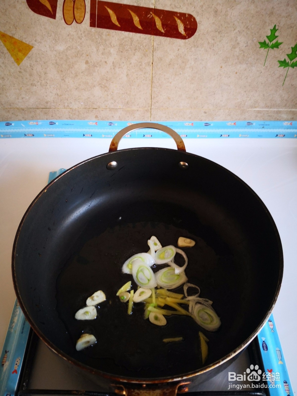 娃娃菜炒土豆片